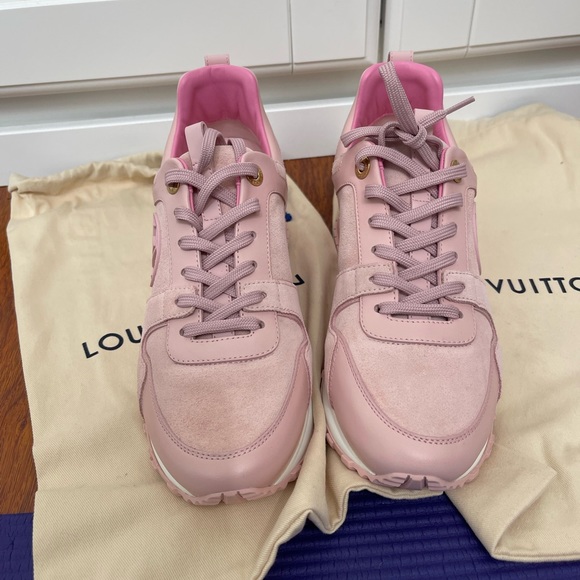 Brand new Louis Vuitton Runaway Sneaker size 37.5 - Picture 9 of 12